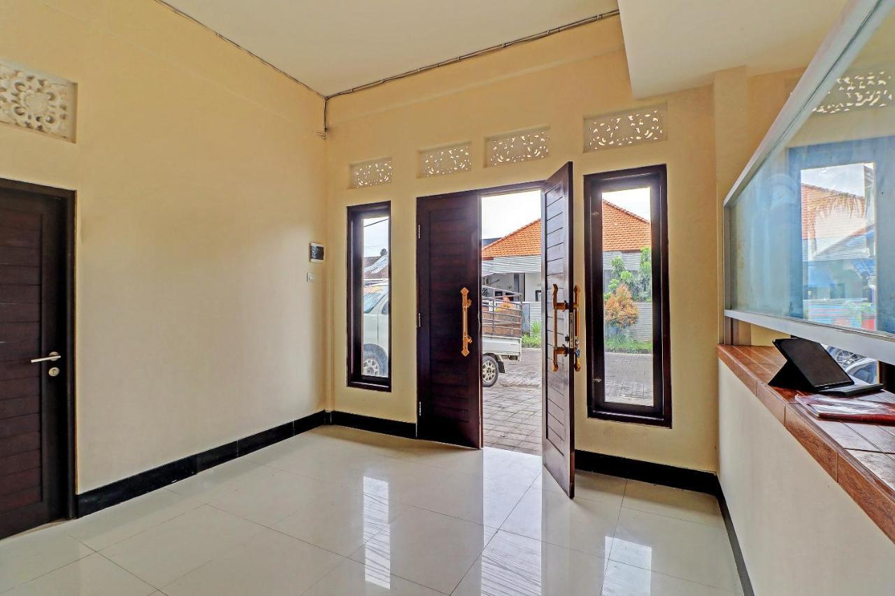Oyo 91864 Holistic Stay Jimbaran Exteriör bild