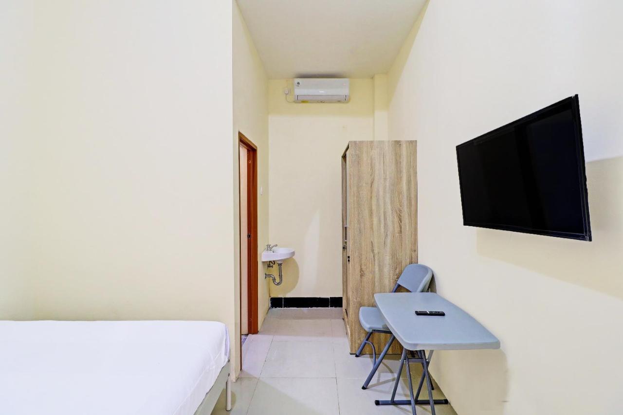 Oyo 91864 Holistic Stay Jimbaran Exteriör bild
