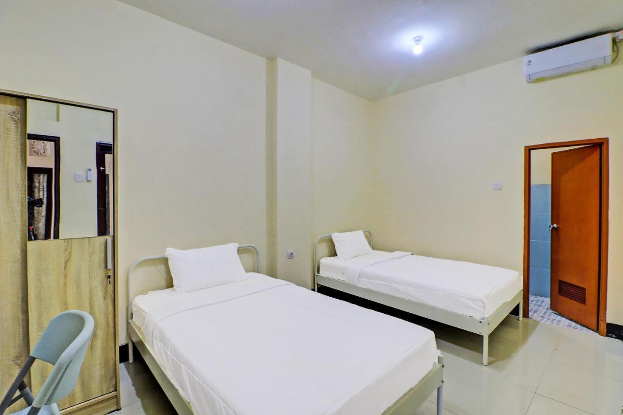 Oyo 91864 Holistic Stay Jimbaran Exteriör bild