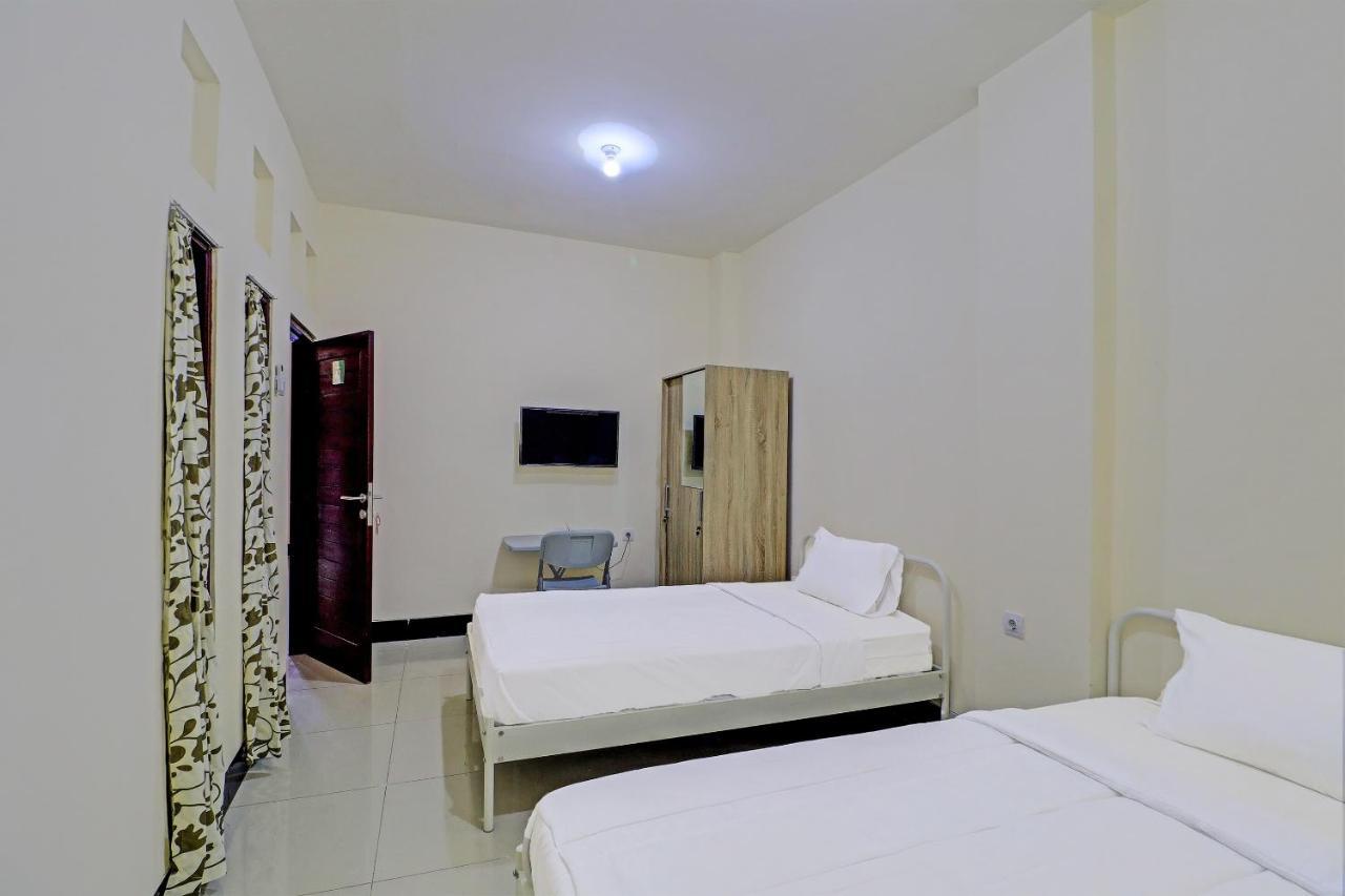Oyo 91864 Holistic Stay Jimbaran Exteriör bild